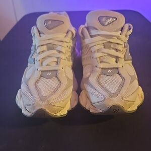 Grey New Balance 9060 Size 6 W